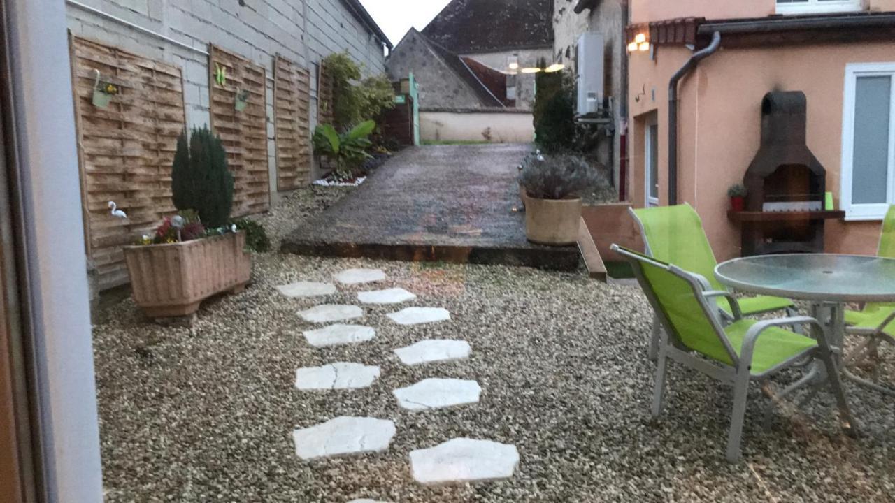 Loft L Atelier De Jacques Pres De Chablis Vila Villy  Exterior foto